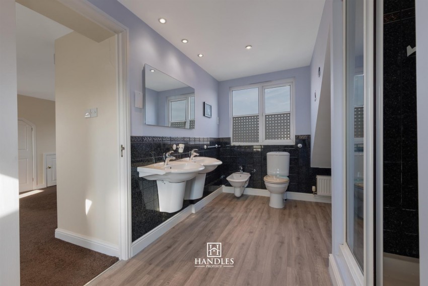 Images for Coxs Orchard, Leamington Spa