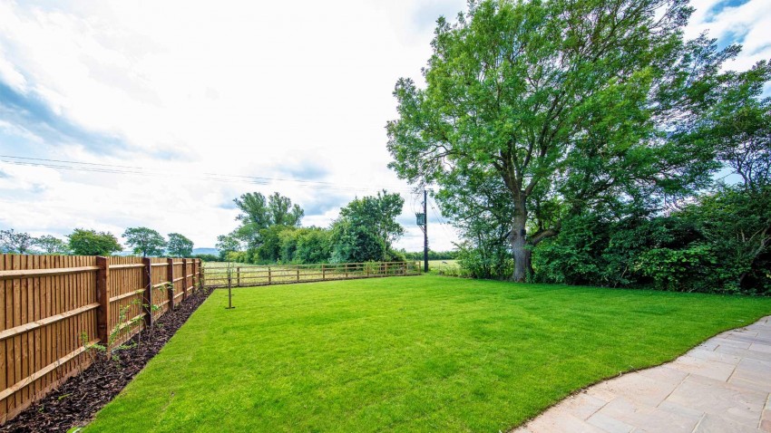 Images for Firecrest Grange, Owlswick, Owlswick