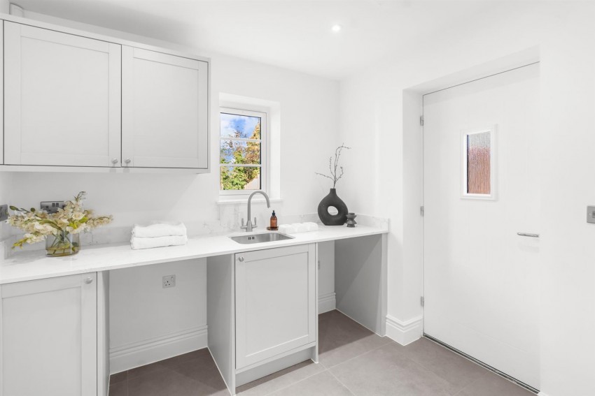 Images for New Berkeley House, Owlswick, Owlswick