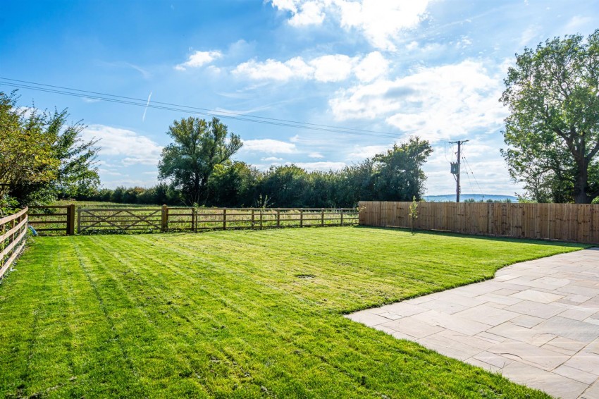 Images for Dotterell Grange, Owlswick, Owlswick