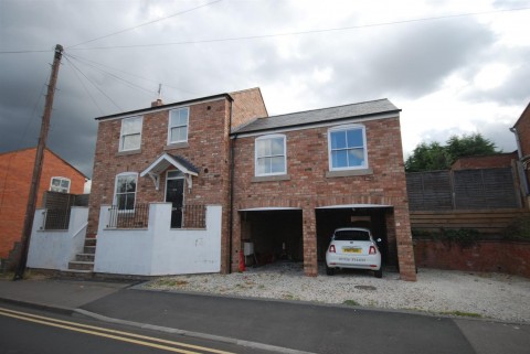 View Full Details for Heathcote Road, Leamington Spa