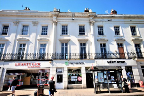 View Full Details for 10 Victoria Terrace, Leamington Spa