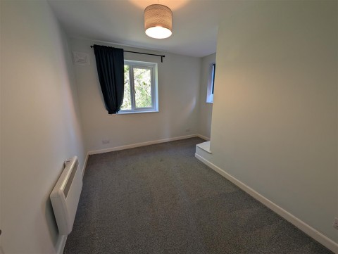 View Full Details for Linnet Close, Coventry