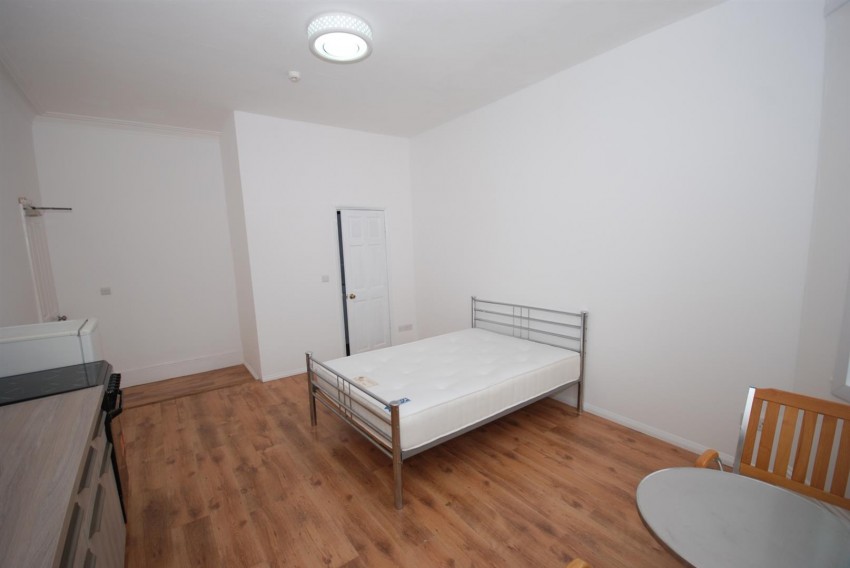 Images for 8, Milverton Hill, Leamington Spa