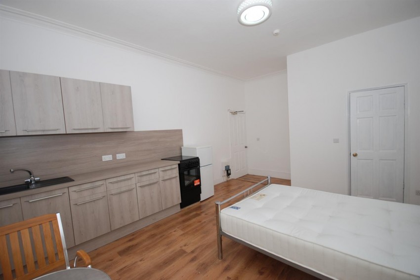 Images for 8, Milverton Hill, Leamington Spa