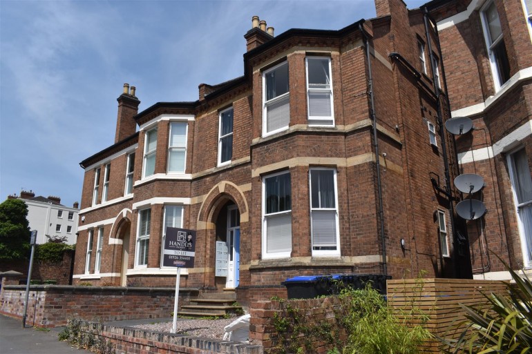 12 Warwick Place, Leamington Spa