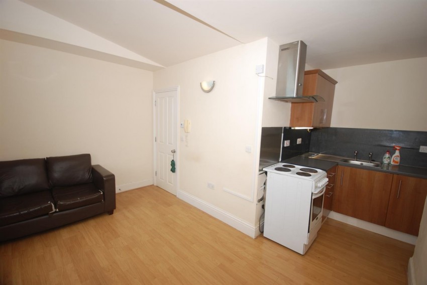 Images for 80 Emscote Road, Warwick