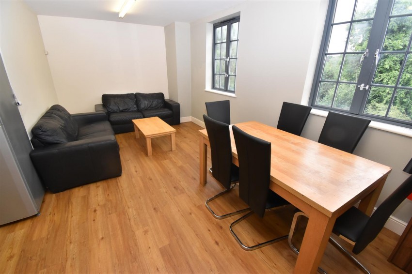 Images for Old Warwick Road, Leamington Spa