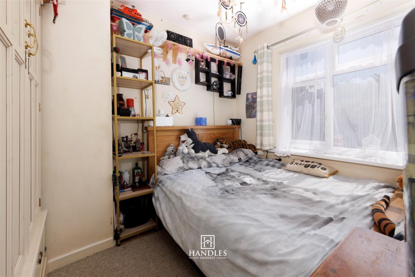 Images for Cape Road, Warwick
