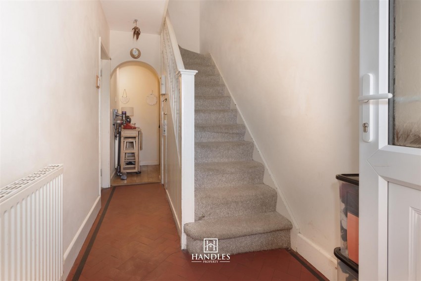 Images for Cape Road, Warwick