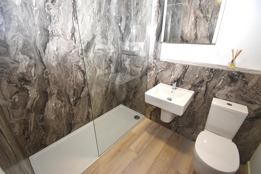 Images for Roseacre Gardens, Warwick