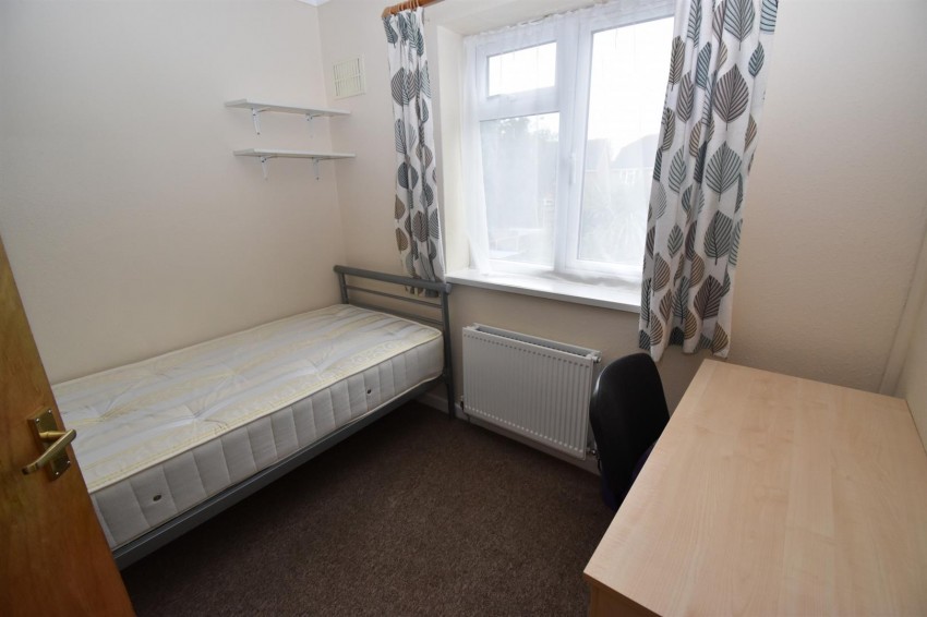 Images for Cashmore Avenue, Leamington Spa