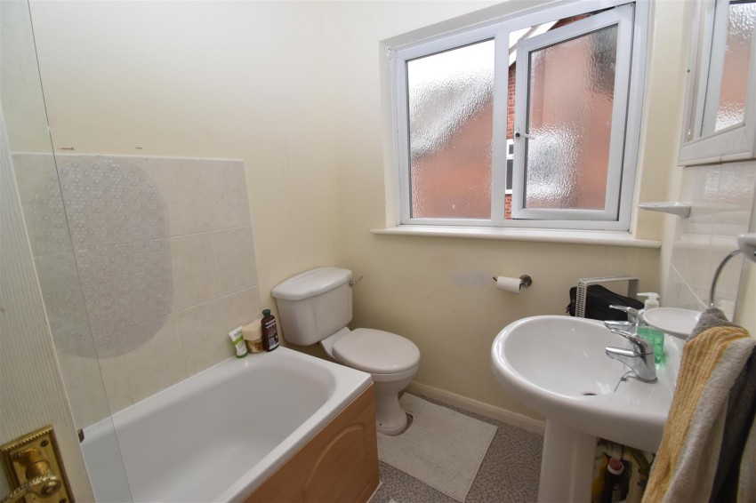 Images for Jasmine Grove, Leamington Spa