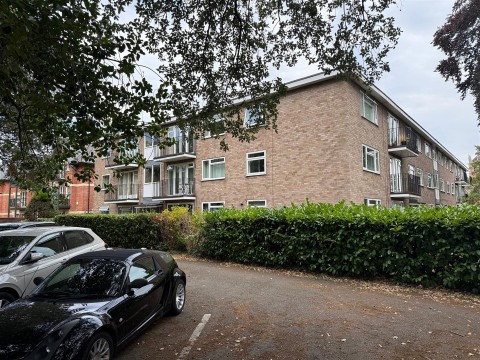 View Full Details for Cliffe Court, Rugby Road, Leamington Spa