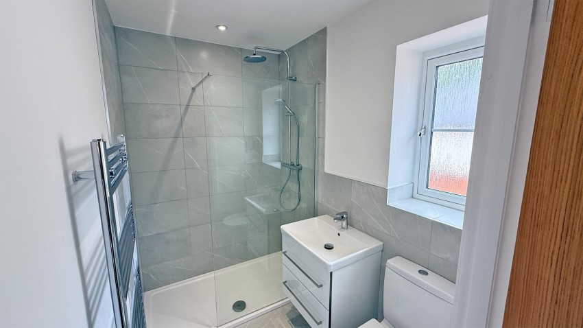 Images for Leckhampton Lane, Shurdington