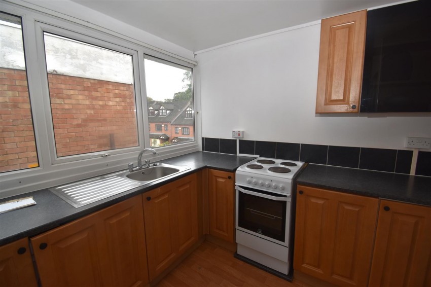 Images for Remburn Gardens, Warwick