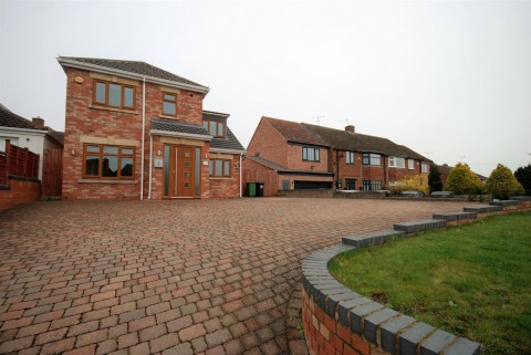 View Full Details for Golf Lane, Leamington Spa