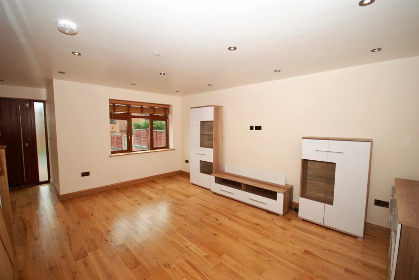 Images for Golf Lane, Leamington Spa