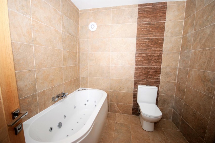 Images for Golf Lane, Leamington Spa