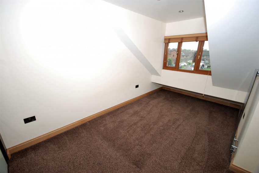 Images for Golf Lane, Leamington Spa