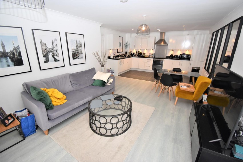 Images for Kingfisher Close, Warwick