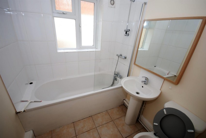 Images for Clarendon Avenue, Leamington Spa