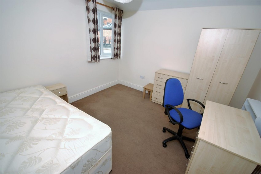 Images for Clarendon Avenue, Leamington Spa