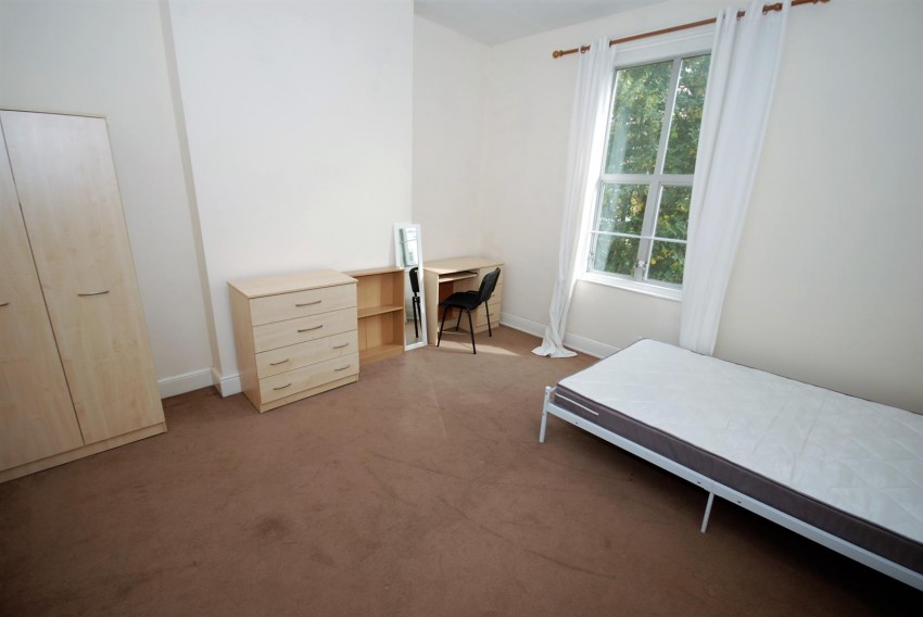 Images for Clarendon Avenue, Leamington Spa