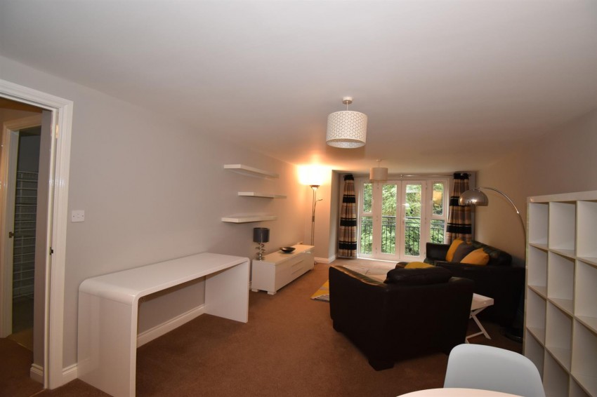 Images for Birch Meadow Close, Warwick