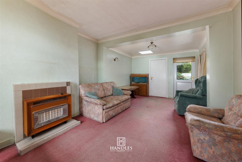 Images for Millers Road, Warwick