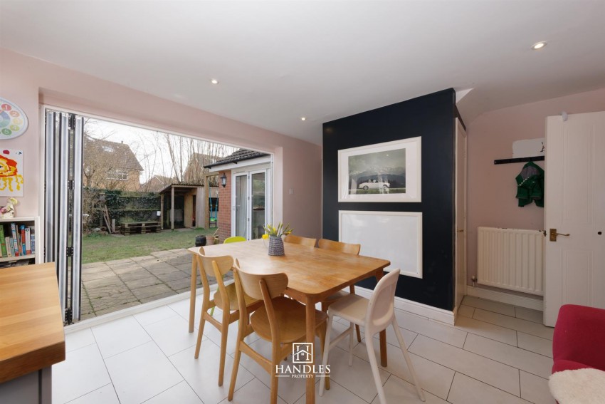 Images for Wake Grove, Warwick