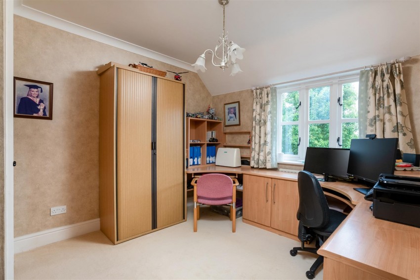 Images for Oldborough Drive, Loxley, Warwick