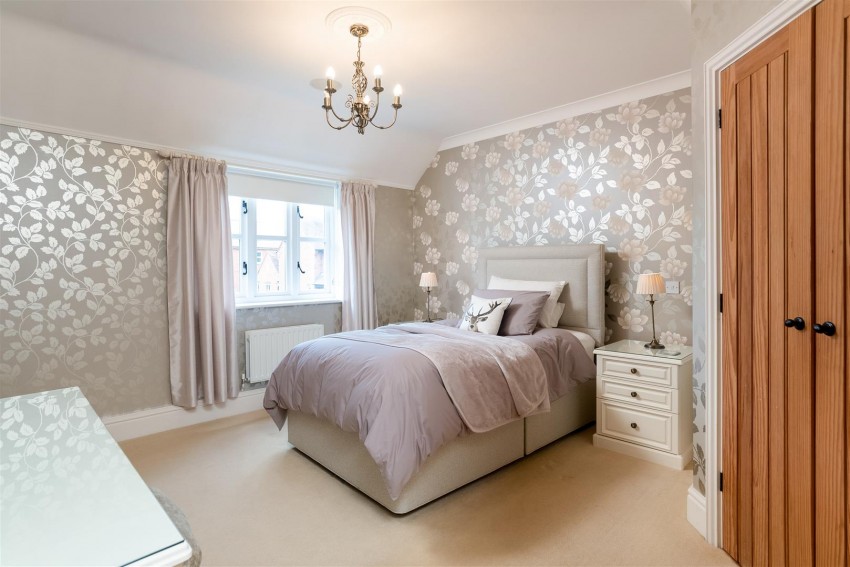 Images for Oldborough Drive, Loxley, Warwick