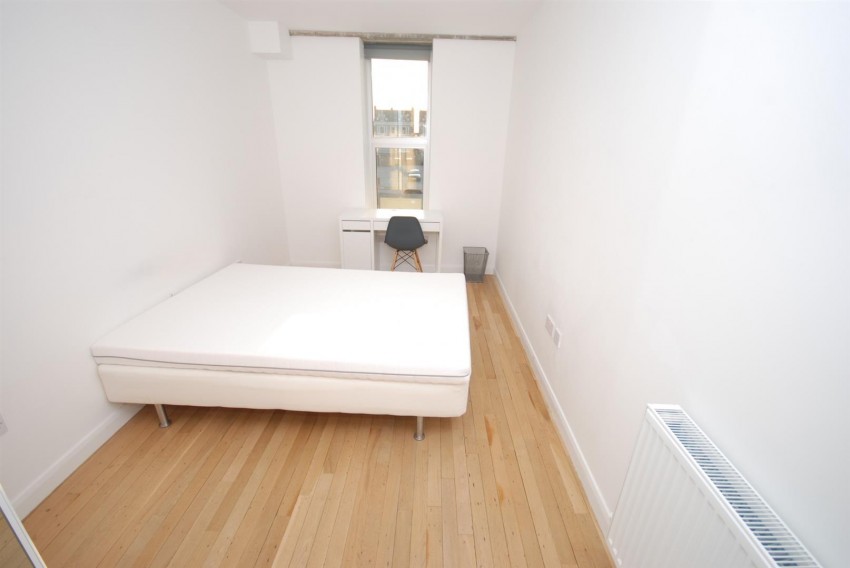 Images for 24 Russell Street, Leamington Spa