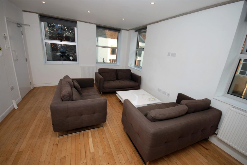 Images for 24 Russell Street, Leamington Spa