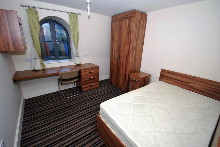 Images for Old Warwick Road, Leamington Spa