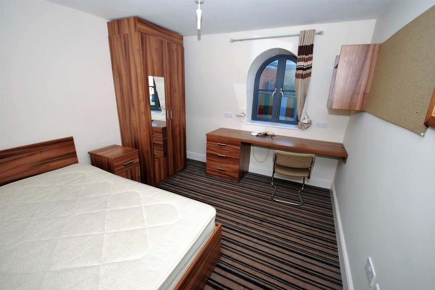 Images for Old Warwick Road, Leamington Spa