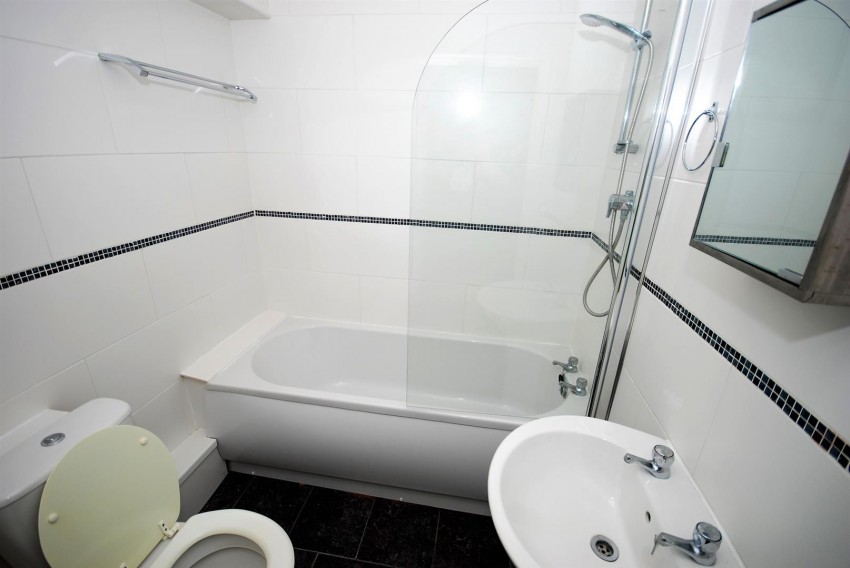 Images for Old Warwick Road, Leamington Spa