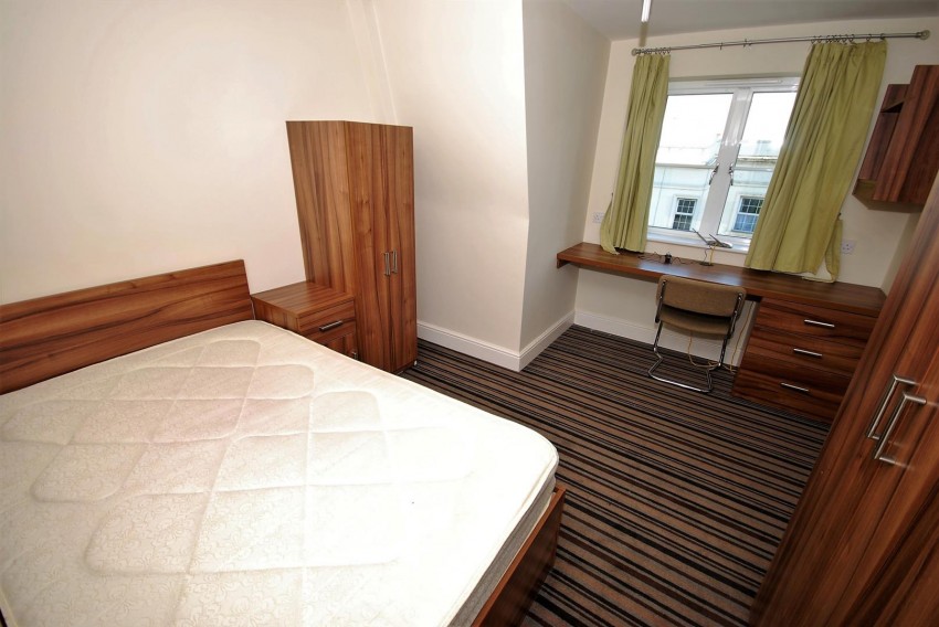 Images for Old Warwick Road, Leamington Spa