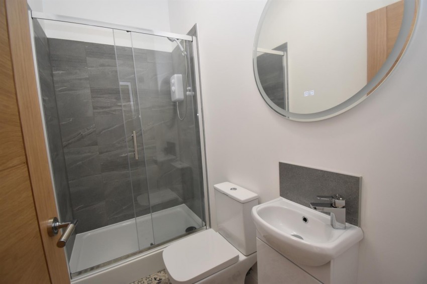 Images for Clarendon Avenue, Leamington Spa