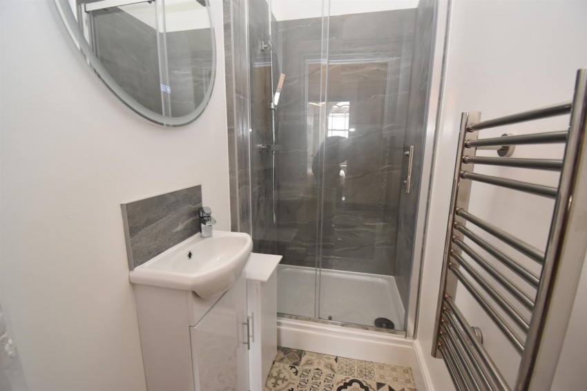 Images for Clarendon Avenue, Leamington Spa