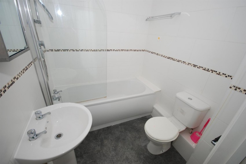 Images for E27, Station House, Old Warwick Road, Leamington Spa