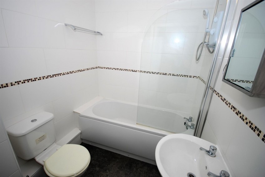 Images for E27, Station House, Old Warwick Road, Leamington Spa