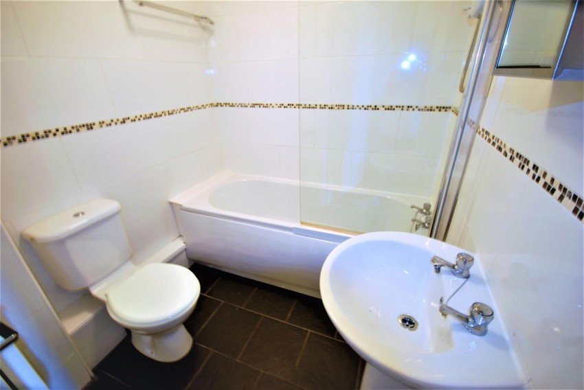 Images for Old Warwick Road, Leamington Spa