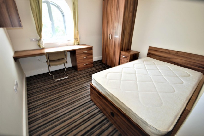 Images for Old Warwick Road, Leamington Spa