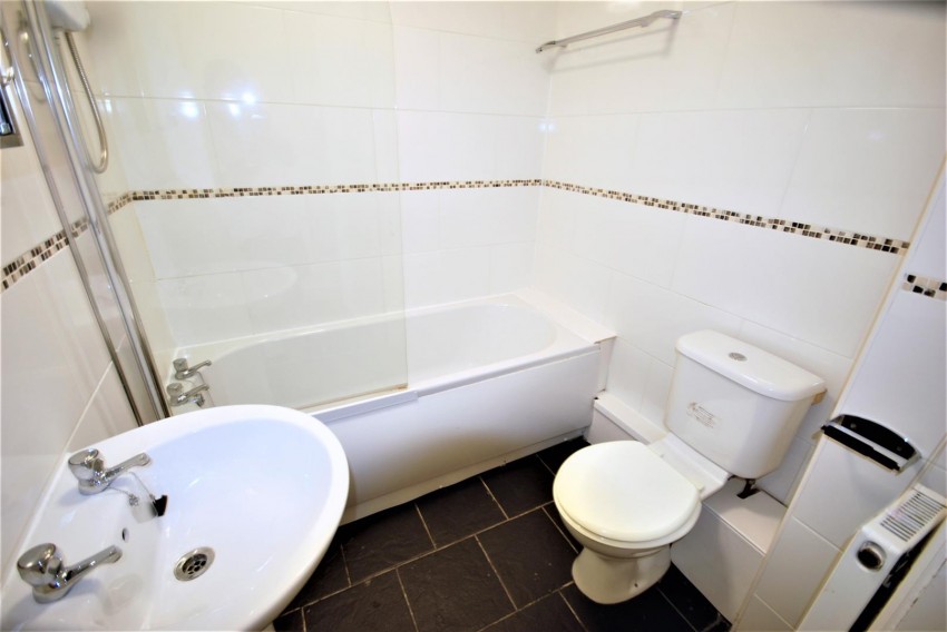 Images for Old Warwick Road, Leamington Spa