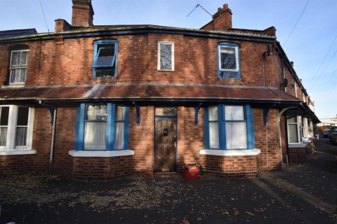 View Full Details for 99, Clapham Terrace, Leamington Spa