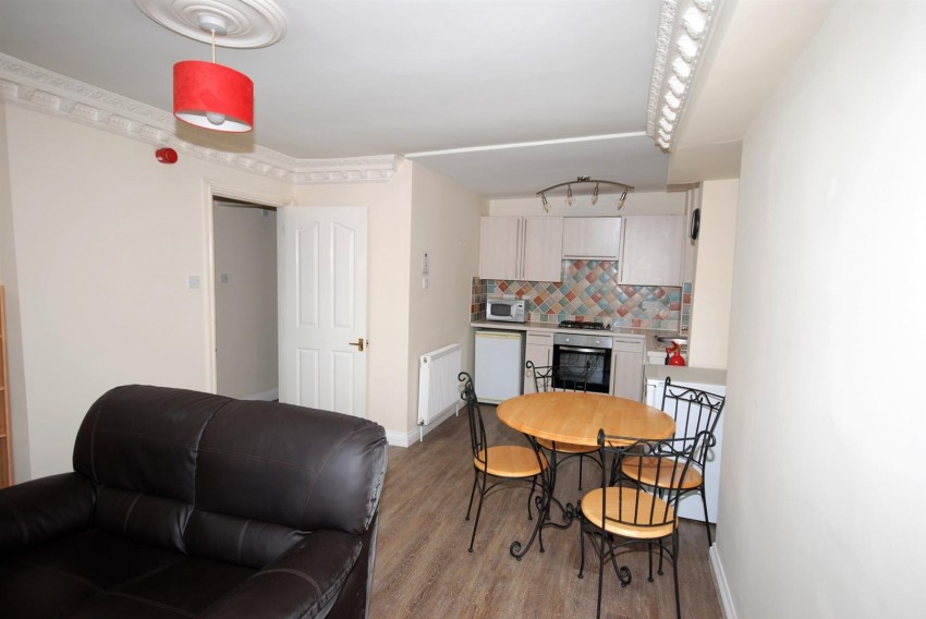 Images for 19 Milverton Crescent, Leamington Spa