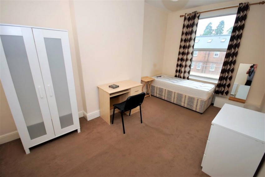 Images for 21, Clarendon Avenue, Leamington Spa