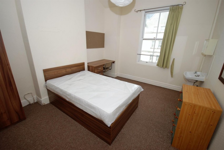 Images for 28, Clarendon Avenue, Leamington Spa